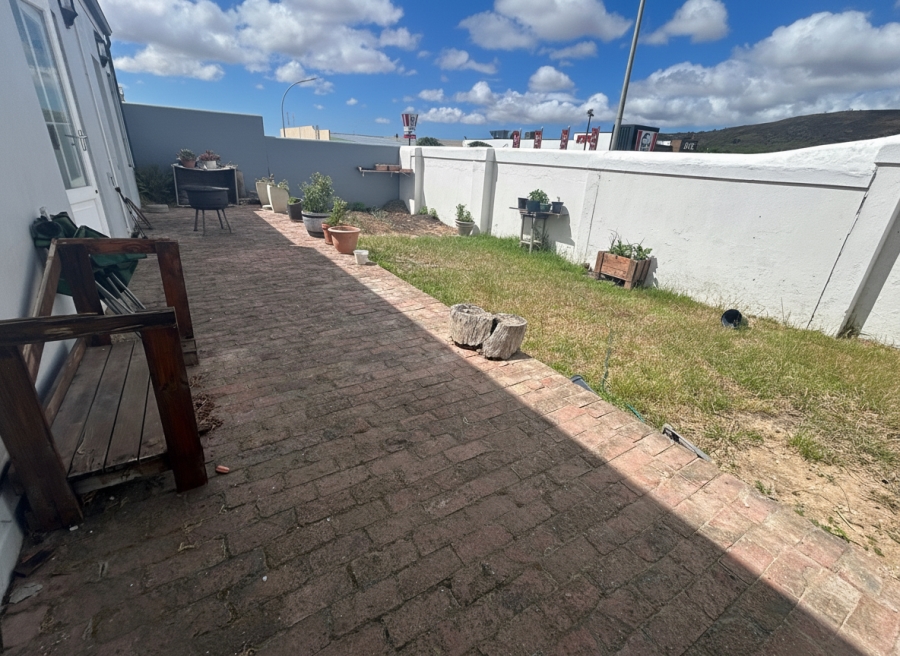 3 Bedroom Property for Sale in Bredasdorp Western Cape